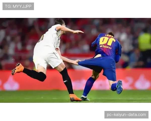 连续犯规地点如何判定？规则拆解裁判的判罚逻辑